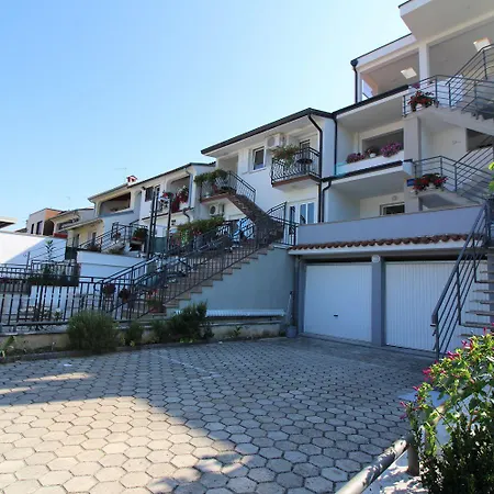 Idyllisches Nur 600 Meter Zum Mit Privater Terrasse, Wifi, Parkplatz *