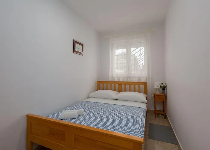 Apartamento Idyllisches Nur 600 Meter Zum Mit Privater Terrasse, Wifi, Parkplatz