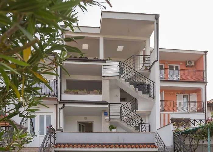 Idyllisches Nur 600 Meter Zum Mit Privater Terrasse, Wifi, Parkplatz Apartamento *