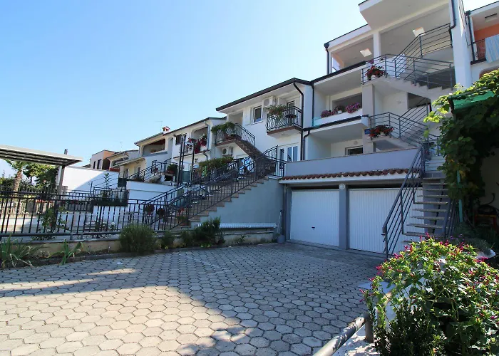 Idyllisches Nur 600 Meter Zum Mit Privater Terrasse, Wifi, Parkplatz *